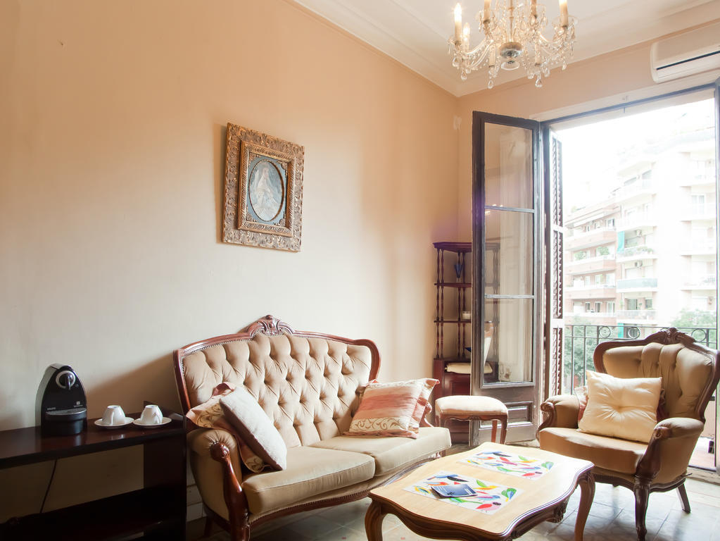 Alojamento de Acomodação e Pequeno-almoço Casa Trianon Barcelona
